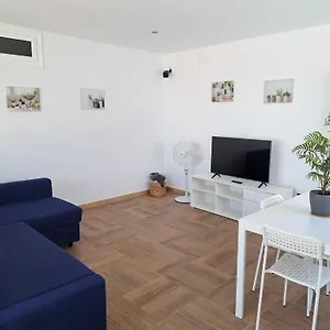 https://les-terrasse-des-amis.in-canary-islands.com